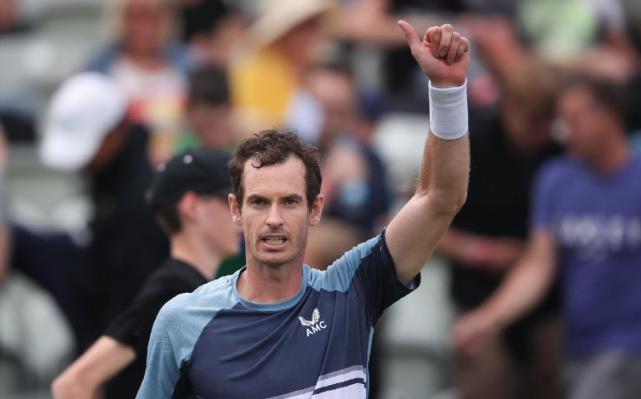 穆雷在切尔西比赛中重返赛场，重要助攻引发热议！气势如虹延续的简单介绍