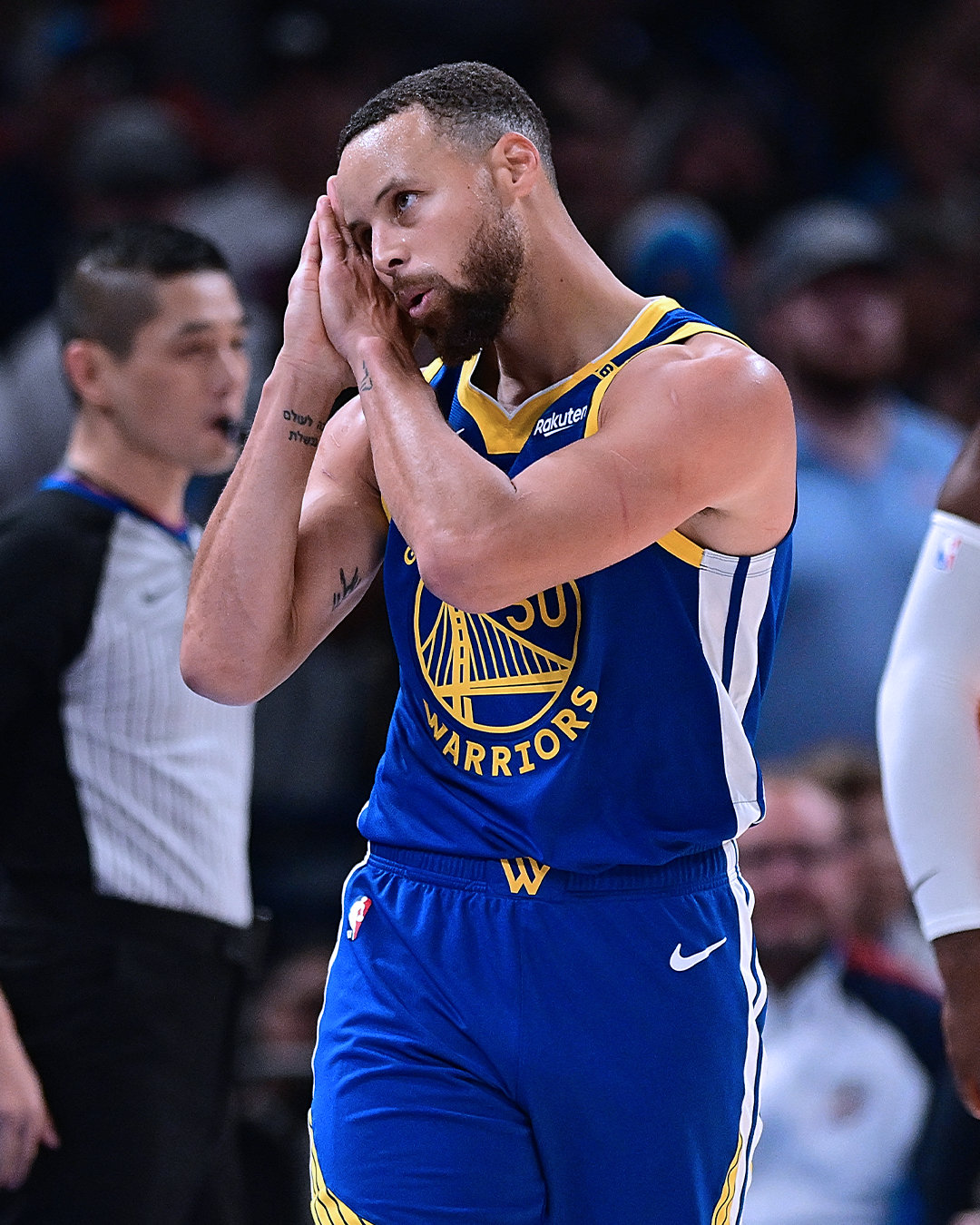 库里重要时刻表现优异，IG带队取胜！赢得满堂喝彩的简单介绍