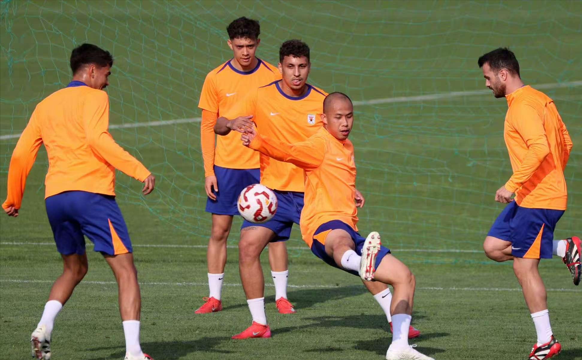 关于赛前山东泰山备战NBA季后赛，队长鼓劲细节曝光，压力陡增，阵容厚度经受考验的信息